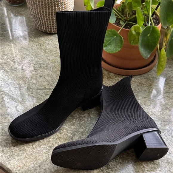 Everlane Black sock Booties - Picture 1 of 9